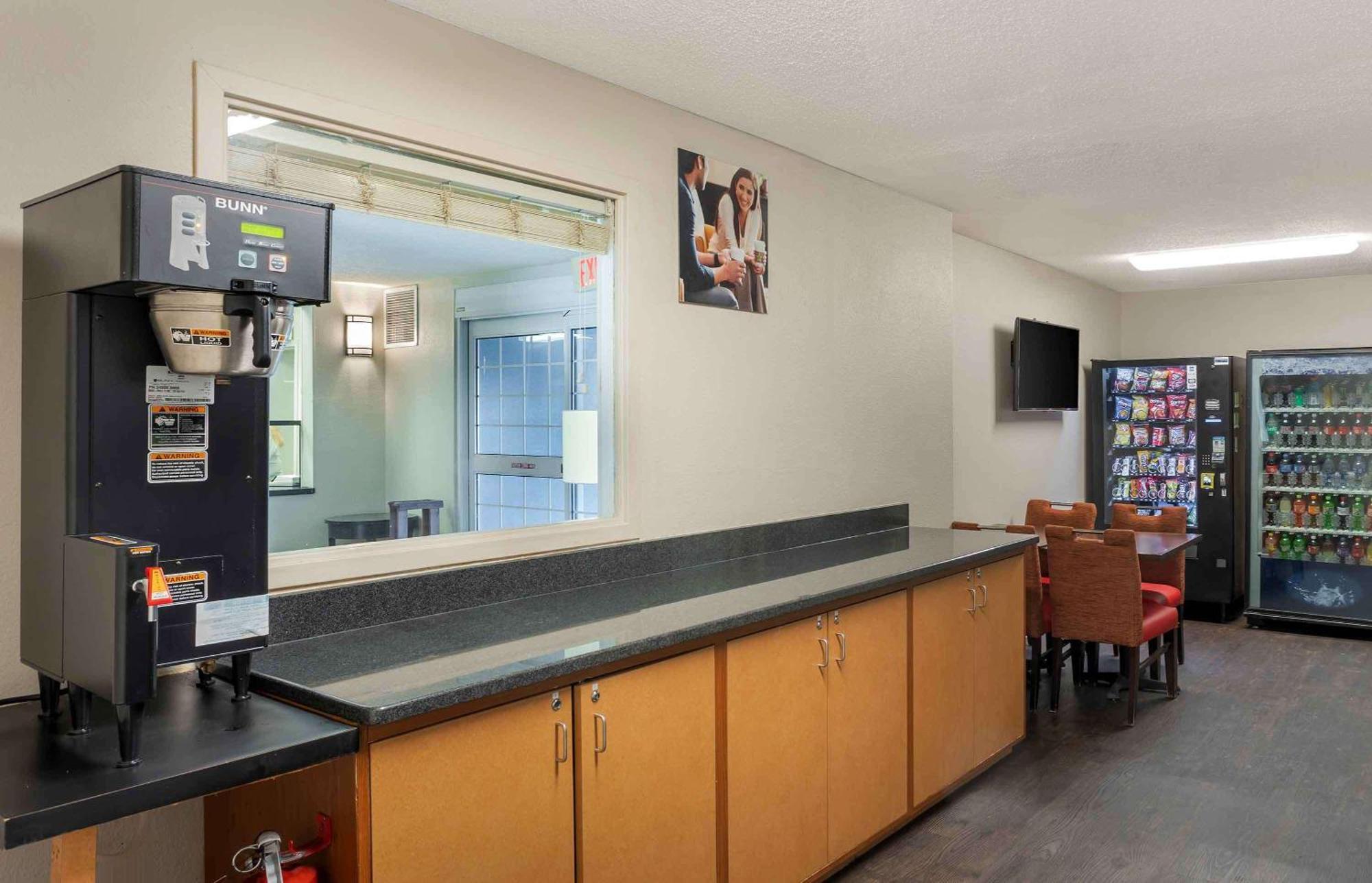 Extended Stay America Select Suites - Wilkes - Barre - Scranton Екстер'єр фото